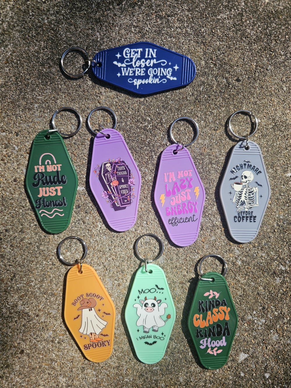 Hotel Keychains — Assorted Bright Colors - Picture 4 of 4